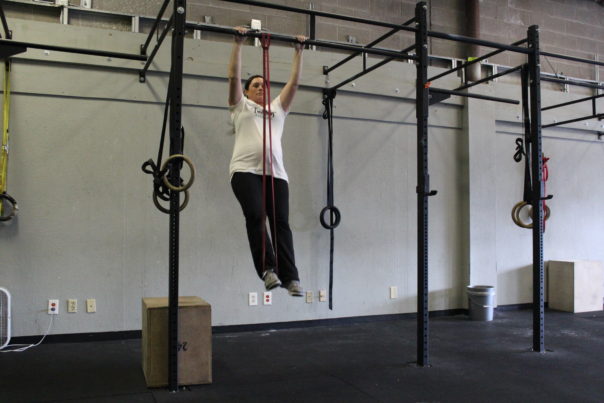 Banded Kipping Pull-up 6